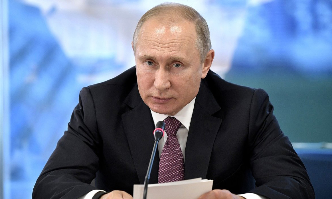 Путин ввел штрафы для чиновников за нарушения при долевом строительстве